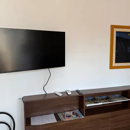 Monolocale Agesidamo Apartmán *