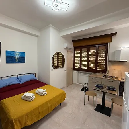 Apartmán Monolocale Agesidamo